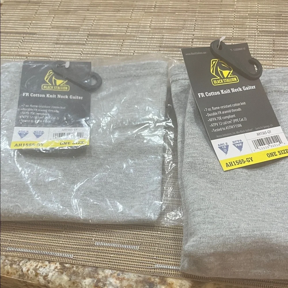 Gray Cotton Knit Neck Gaiter
